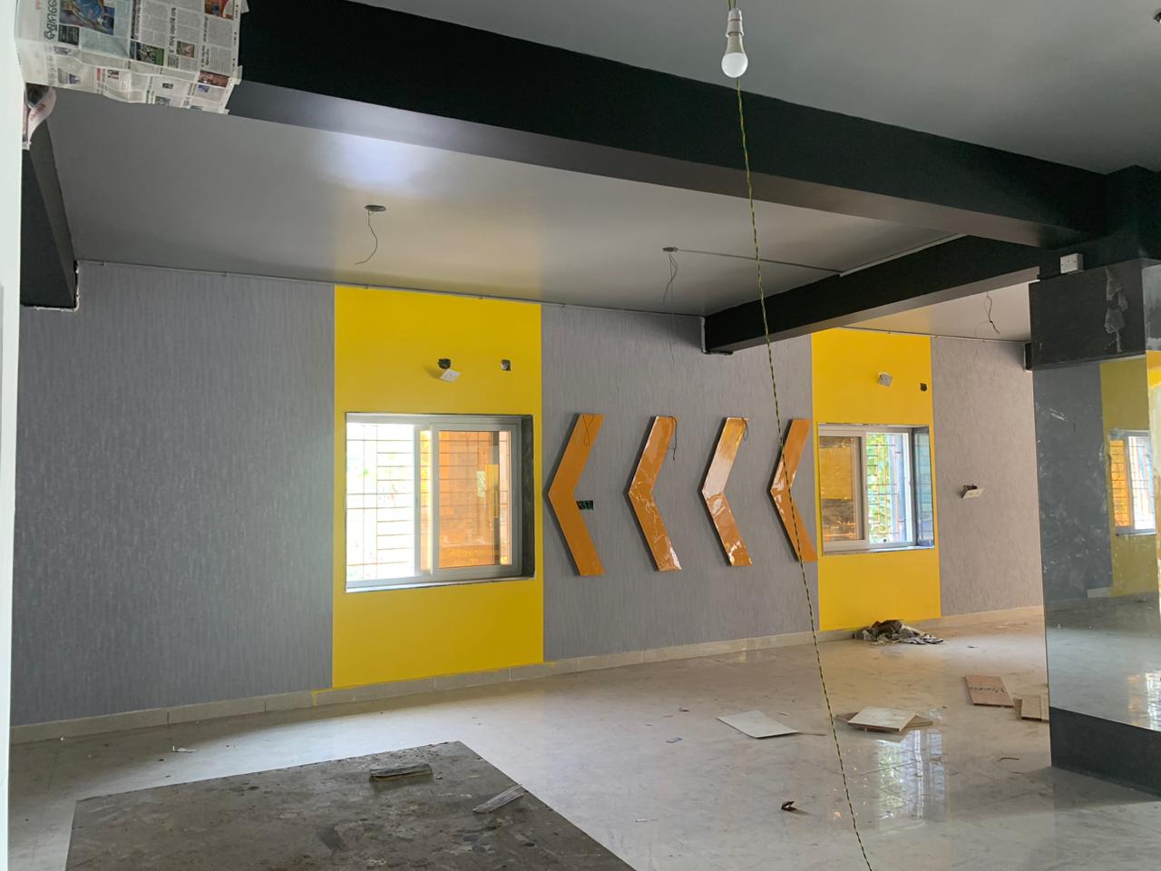 Commercial Gym Mirrors & Lighting